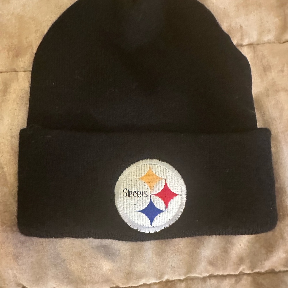 NFL Pittsburgh Steelers Black Beanie Hat